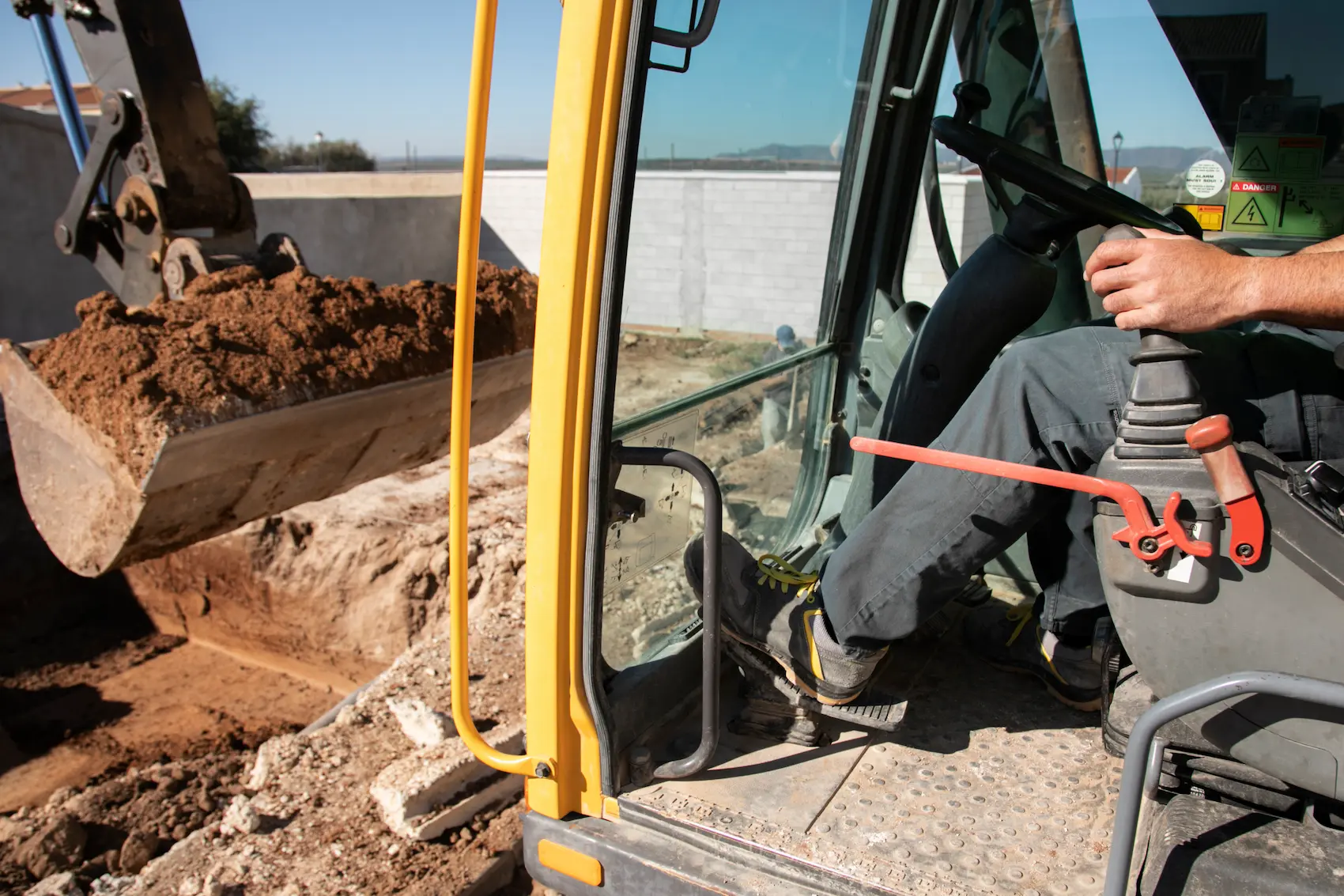 dirt work contractor Nicholasville KY